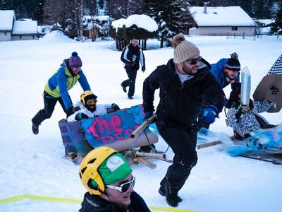 Teambuilding push car Chamonix